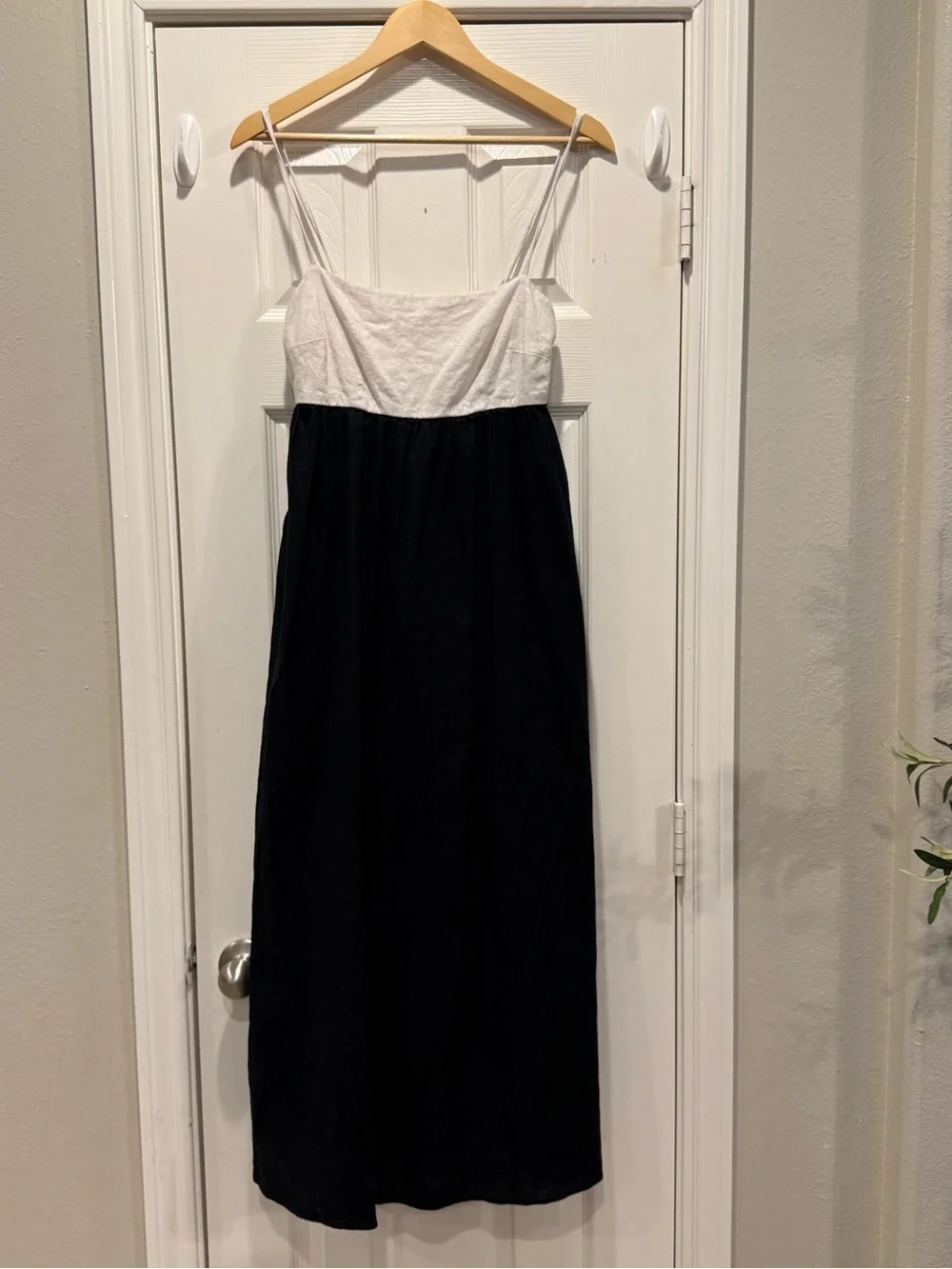 Abercrombie & Fitch Maxi Dress Women’s S Tie Back Babydoll Black White Linen